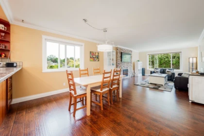 Kitchen Photo of 16199 13th Avenue, Surrey, BC