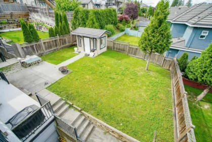 Swimming Pool Photo of 15075 70a Avenue, Surrey, BC
