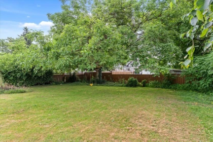 Swimming Pool Photo of 46028 King Avenue, Chilliwack, BC