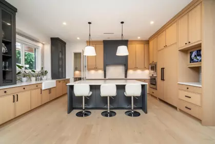 Breakfast Nook Photo of 1019 57 Street, Delta, BC