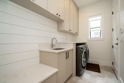 Powder Room Photo of 1019 57 Street, Delta, BC