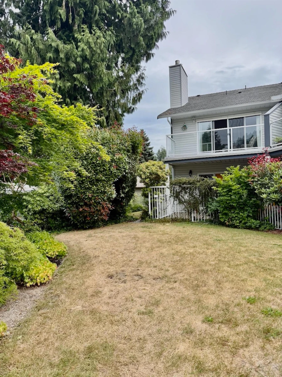 Family Room Photo of 23 696 Trueman Road, Gibsons, BC