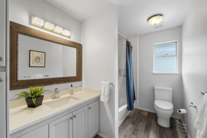 Entry Foyer Photo of 6027 192 Street, Surrey, BC