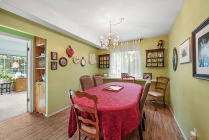 Kitchen Photo of 6027 192 Street, Surrey, BC