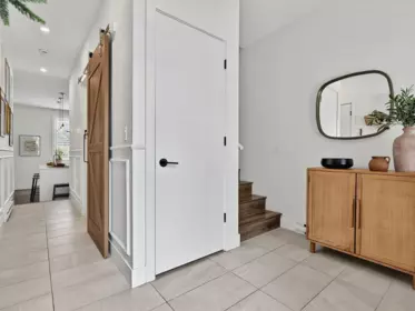 Entry Foyer Photo of 109 3529 Baycrest Avenue, Coquitlam, BC