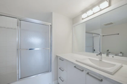 Laundry Room Photo of 1002 9830 Whalley Boulevard, Surrey, BC