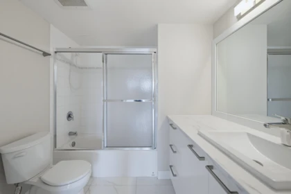 Mudroom Photo of 1002 9830 Whalley Boulevard, Surrey, BC