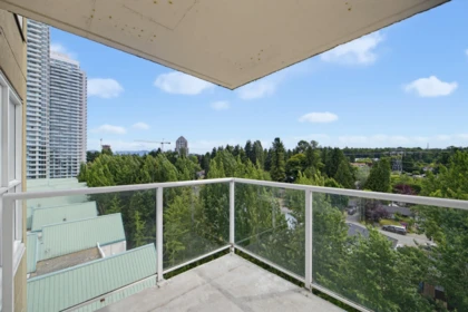 Swimming Pool Photo of 1002 9830 Whalley Boulevard, Surrey, BC