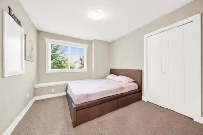 Office / Den Photo of 7032 195a Street, Surrey, BC