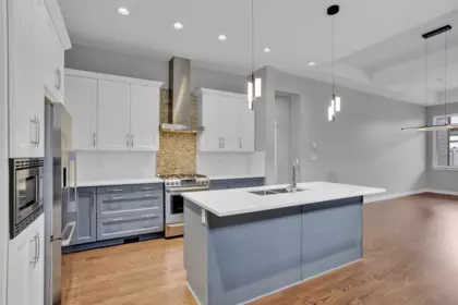 Kitchen Island Photo of 1630 Fir Springs Lane, Tsawwassen, BC