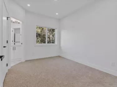 Mudroom Photo of 32735 Marshall Road, Abbotsford, BC