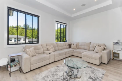 Family Room Photo of 33970 Tooley Place, Mission, BC
