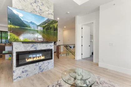 Kitchen Island Photo of 33970 Tooley Place, Mission, BC