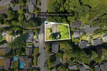 Kitchen Photo of 11333 96 Avenue, Surrey, BC