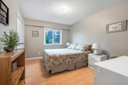 Walk-In Closet Photo of 7720 Waterton Drive, Richmond, BC