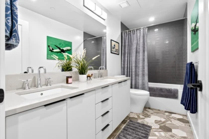 Kitchen Photo of 6 237 Ridgeway Avenue, North Vancouver, BC