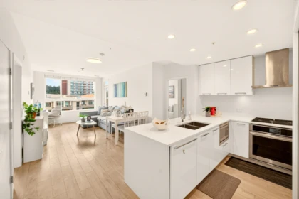 Breakfast Nook Photo of PH7 3581 Ross Drive, Vancouver, BC