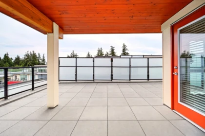 Outdoor Deck Photo of PH7 3581 Ross Drive, Vancouver, BC