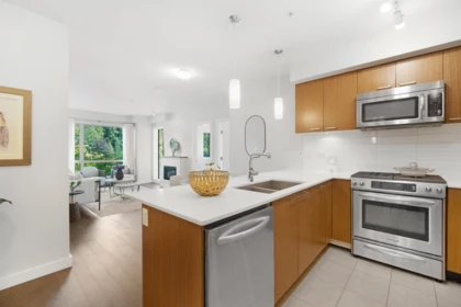 Kitchen Photo of 319 1330 Marine Drive, North Vancouver, BC