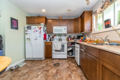 Pantry Photo of 9475 Stanley Street, Chilliwack, BC
