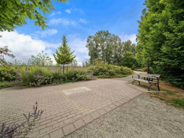 Garden / Landscaping Photo of 308 250 Salter Street, New Westminster, BC