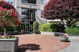 402 3172 Gladwin Road, Abbotsford, BC