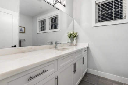 Hallway Photo of 50250 Sienna Avenue, Chilliwack, BC
