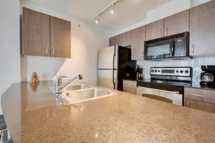 Kitchen Island Photo of 2906 610 Granville Street, Vancouver, BC