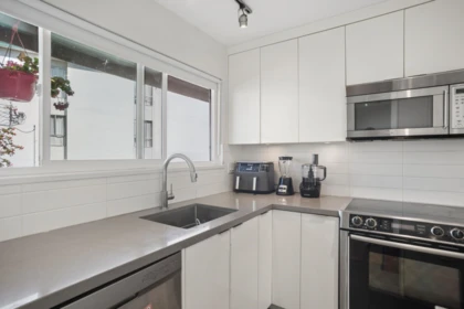 Laundry Room Photo of 4 220 W 16th Street, North Vancouver, BC