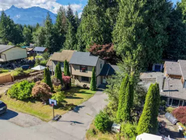 Outdoor Deck Photo of 2655 Rhum & Eigg Drive, Squamish, BC