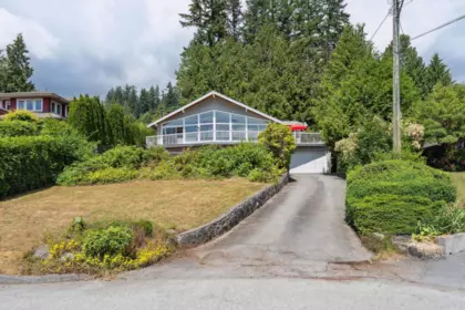 1725 Rosebery Avenue, West Vancouver, BC, West Vancouver — Single Family Residence for sale
