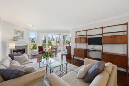 304 1490 Pennyfarthing Drive, Vancouver, BC, Vancouver — Apartment/Condo for sale
