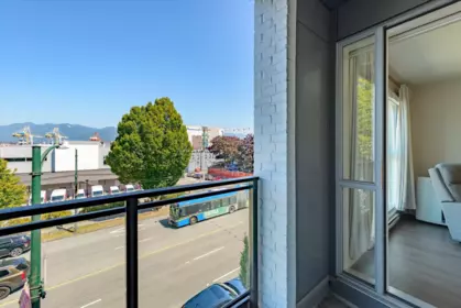Breakfast Nook Photo of 323 1588 E Hastings Street, Vancouver, BC