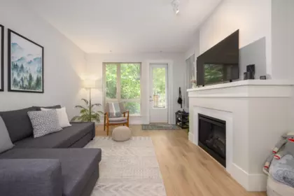 112 2601 Whiteley Court, North Vancouver, BC, North Vancouver — Apartment/Condo for sale