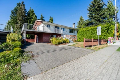 11595 75a Avenue, Delta, BC, Delta — Single Family Residence for sale