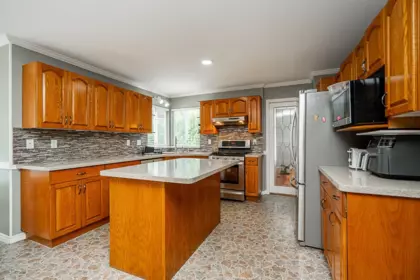Primary Bathroom Photo of 14926 83a Avenue, Surrey, BC
