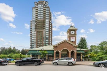 706 6833 Station Hill Drive, Burnaby, BC, Burnaby — Apartment/Condo for sale