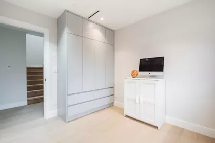 Kitchen Island Photo of 2 3674 Oxford Street, Vancouver, BC