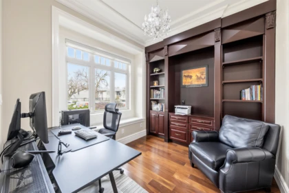 Kitchen Photo of 172 W 46th Avenue, Vancouver, BC