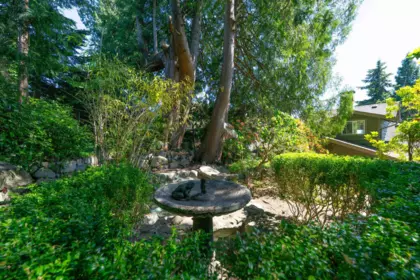 Backyard Photo of 3341 Marine Drive, West Vancouver, BC