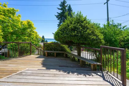 Staircase Photo of 3341 Marine Drive, West Vancouver, BC