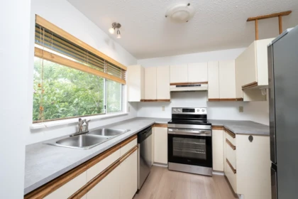 1214 Carole Place, Gibsons, BC, Gibsons — Single Family Residence for sale