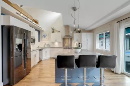 Kitchen Island Photo of 4930 196 Street, Langley, BC