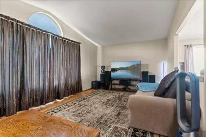 Primary Bedroom Photo of 45199 Stevenson Road, Chilliwack, BC