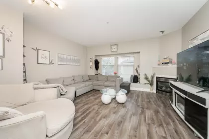 Dining Area Photo of 15 21535 88 Avenue, Langley, BC