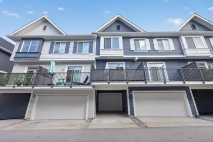 Hallway Photo of 80 16678 25 Avenue, Surrey, BC