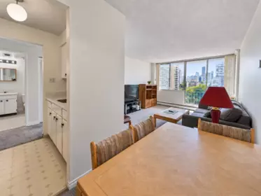 Dining Area Photo of 1108 1850 Comox Street, Vancouver, BC