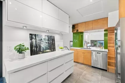 Primary Bathroom Photo of 3008 Victoria Drive, Vancouver, BC