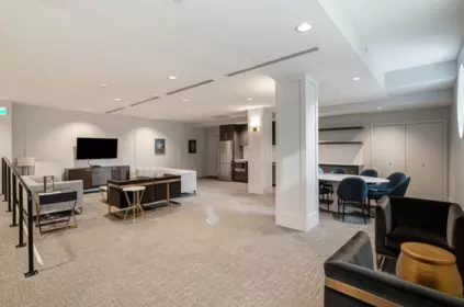 Entry Foyer Photo of 507 2435 Kingsway, Vancouver, BC