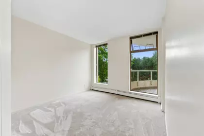 Office / Den Photo of 603 6188 Patterson Avenue, Burnaby, BC
